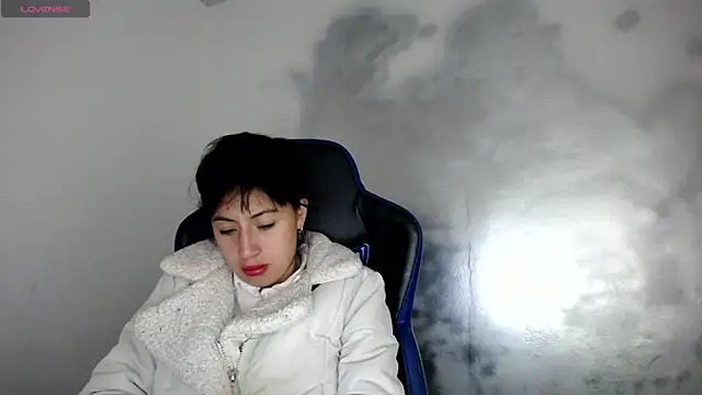 luisa homes online show from February 18, 12:56 pm