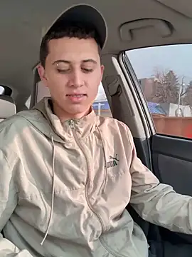 Abrahanm1 online show from November 20, 9:15 pm