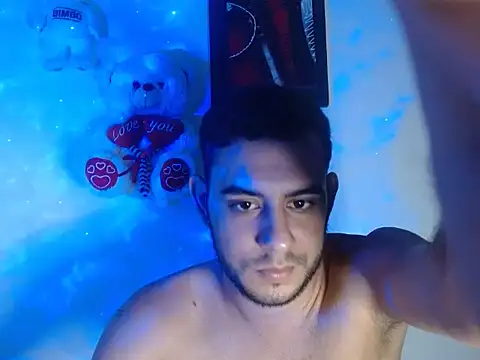 pinky 7 online show from November 30, 11:05 pm