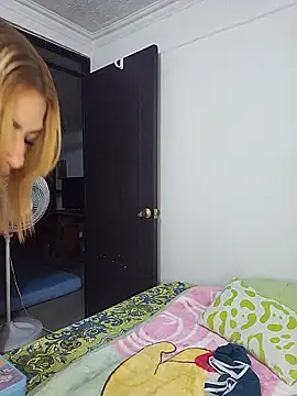 mila curvy online show from January 14, 6:28 am