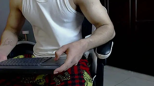 eren jeager online show from May 23, 1:26 am