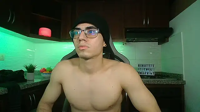 eren jeager online show from November 26, 3:28 am