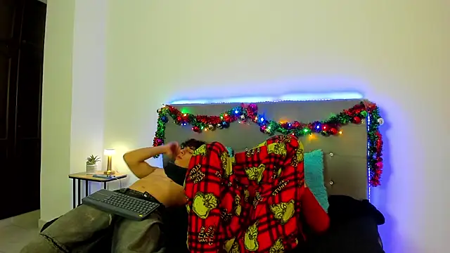 eren jeager online show from December 23, 12:54 am