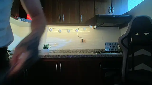 eren jeager online show from December 19, 1:53 am