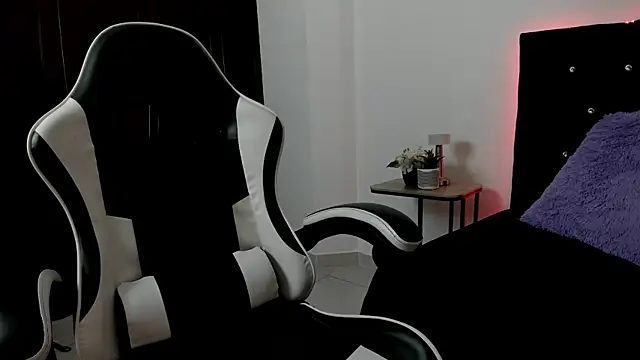 eren jeager online show from February 28, 1:16 am