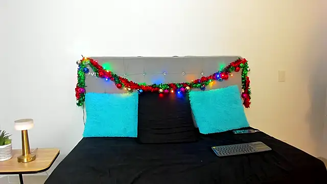 eren jeager online show from December 17, 1:10 am