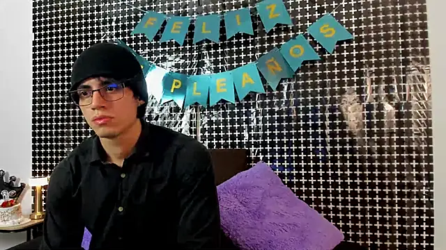 eren jeager online show from February 17, 1:25 am