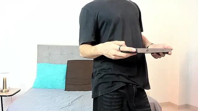 eren jeager online show from January 9, 8:16 pm