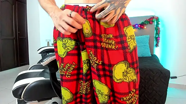 eren jeager online show from December 22, 1:17 am