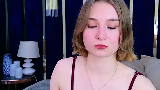 Janice Corona online show from March 12, 4:44 pm