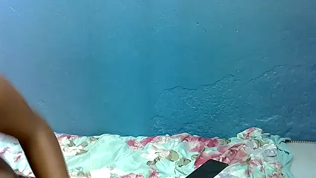 VirginPrincess06 online show from February 11, 1:33 pm