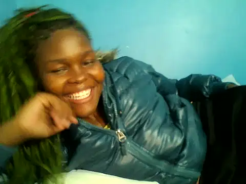 VirginPrincess06 online show from March 21, 8:35 pm