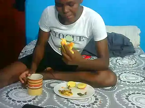 VirginPrincess06 online show from November 25, 3:01 pm