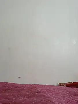 VirginPrincess06 online show from May 14, 9:45 pm