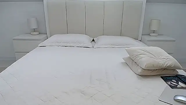 Milena29 online show from November 21, 6:56 am