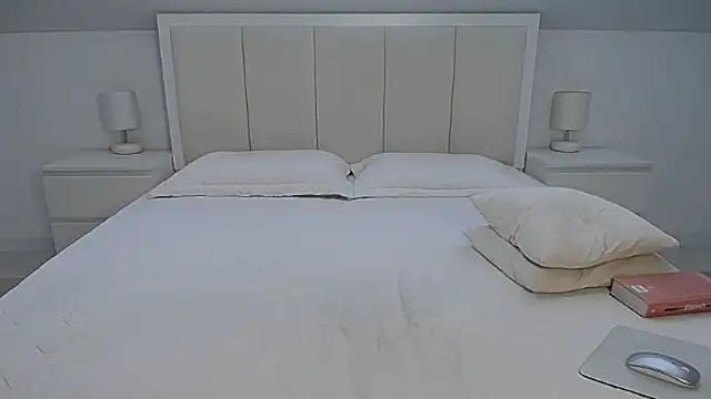 Milena29 online show from March 16, 5:37 am