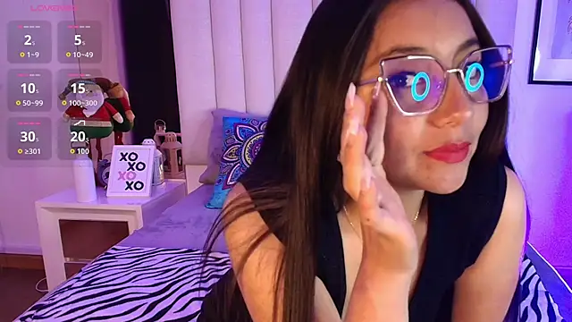 Mara Wolf01 online show from November 25, 7:36 pm