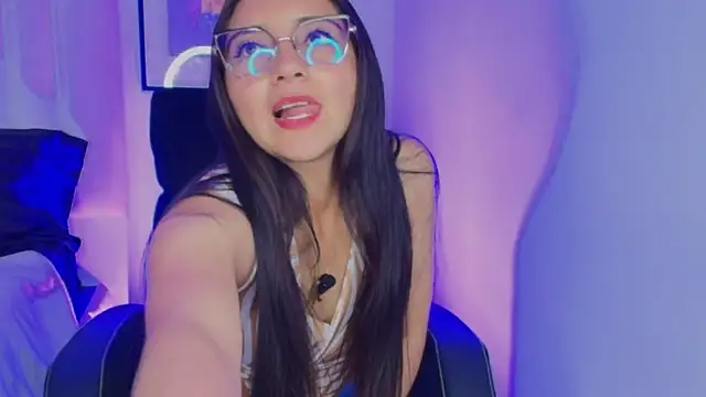 Mara Wolf01 online show from December 16, 7:51 pm