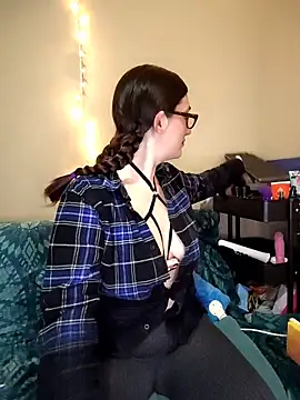 LaylaLucis online show from February 5, 11:22 pm