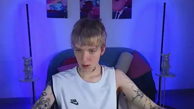 Snapshot of TRAVIS_CLAS chatting on November 30, 8:31 pm TRAVIS CLAS online show from November 30, 8:31 pm