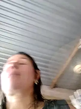 MIA-LARIOS online show from March 23, 10:09 pm