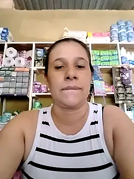 Snapshot of MIA-LARIOS chatting on July 11, 2:50 pm MIA-LARIOS online show from July 11, 2:50 pm