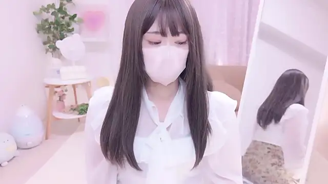 Snapshot of JUNjun__ chatting on February 18, 2:31 am JUNjun online show from February 18, 2:31 am