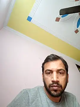 Snapshot of Nick_cbdelhi chatting on December 3, 7:30 am Nick cbdelhi online show from December 3, 7:30 am