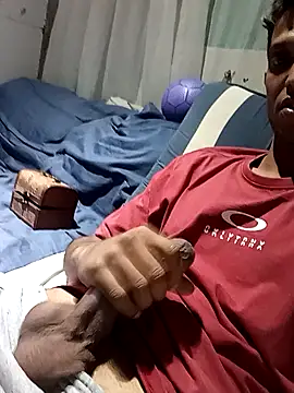 Gzinho69ik online show from May 28, 3:14 am