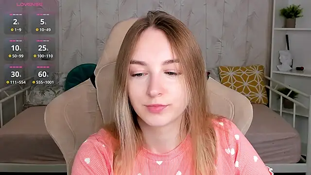 Shy Polly online show from March 16, 12:07 am