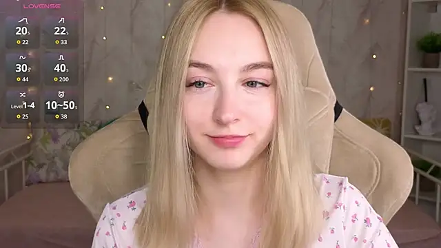 Shy Polly online show from April 27, 12:08 am