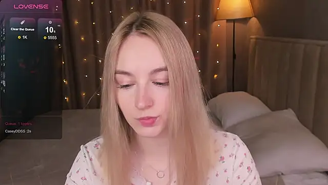 Shy Polly online show from May 15, 12:08 am