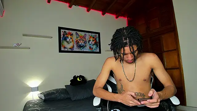 Snapshot of smith_66jr chatting on February 16, 8:51 pm smith 66jr online show from February 16, 8:51 pm