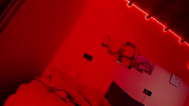 Snapshot of smith_66jr chatting on February 20, 7:54 am smith 66jr online show from February 20, 7:54 am