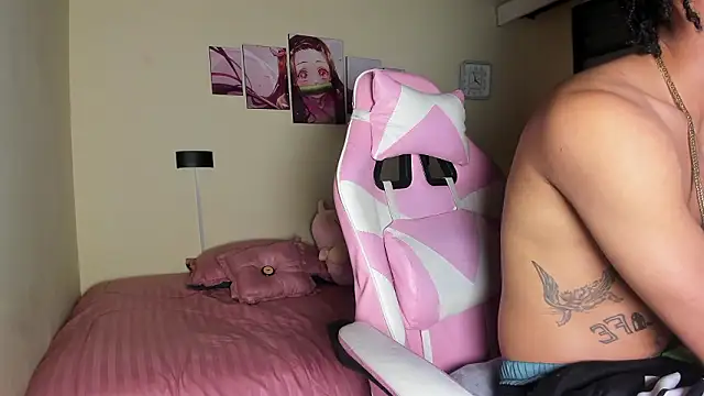 Snapshot of smith_66jr chatting on February 21, 3:08 am smith 66jr online show from February 21, 3:08 am