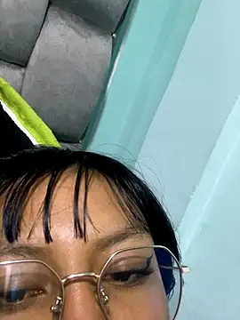 Chantal sex22 online show from December 1, 10:10 pm