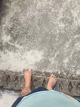 Snapshot of apka_rockstarr chatting on December 1, 2:45 am apka rockstarr online show from December 1, 2:45 am