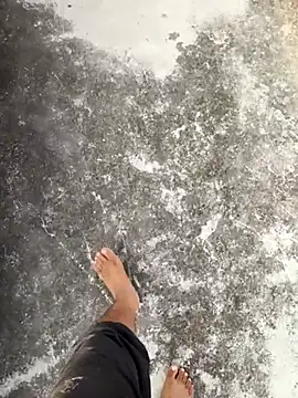 Snapshot of apka_rockstarr chatting on November 25, 3:07 am apka rockstarr online show from November 25, 3:07 am