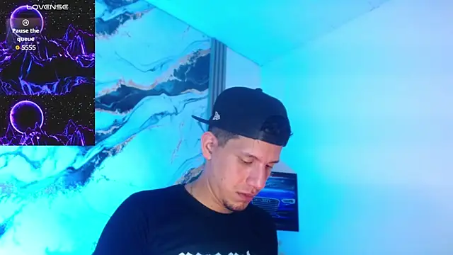 Sebastian Smith   online show from May 31, 12:11 pm