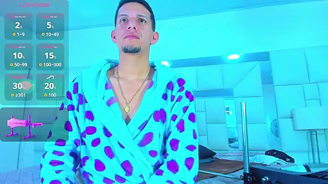 Sebastian Smith   online show from December 19, 11:12 am