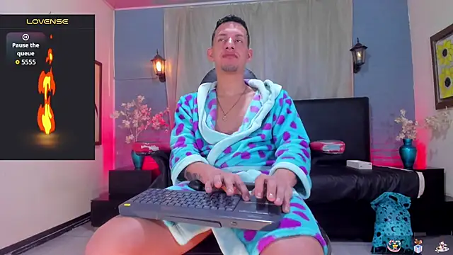 Sebastian Smith   online show from March 23, 11:54 am