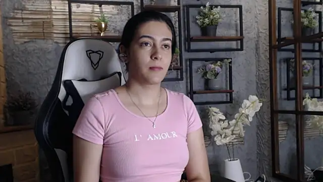 Teasybabe online show from December 3, 12:15 pm