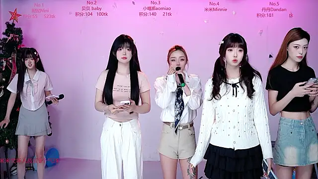 CM---002 online show from March 15, 1:34 am