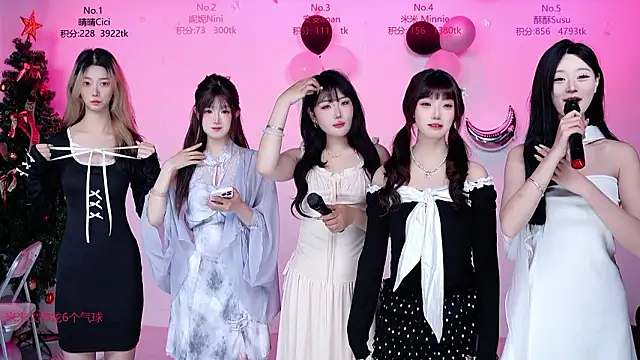 CM---002 online show from February 28, 1:27 am