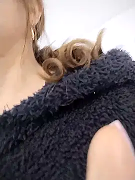 Monitaxhot online show from February 17, 10:40 pm