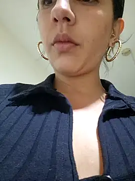 Monitaxhot online show from November 26, 1:05 am