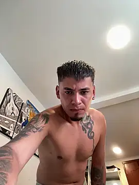 1Panini21 online show from April 3, 5:52 pm