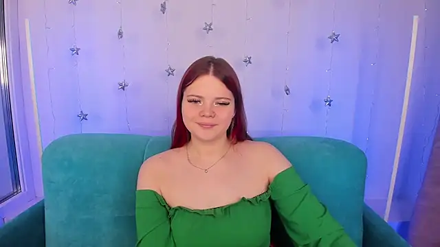 KellyFiery online show from December 17, 8:19 am