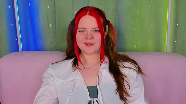 KellyFiery online show from April 15, 8:31 am