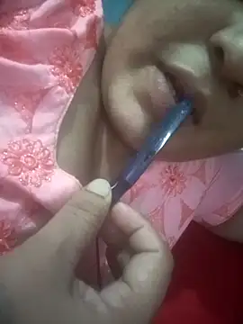Priya 089 online show from May 12, 1:13 am